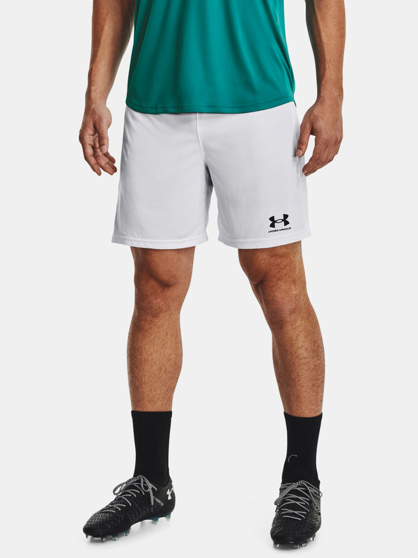 Under Armour Férfi rövidnadrág Challenger Core Short Kiegészítő