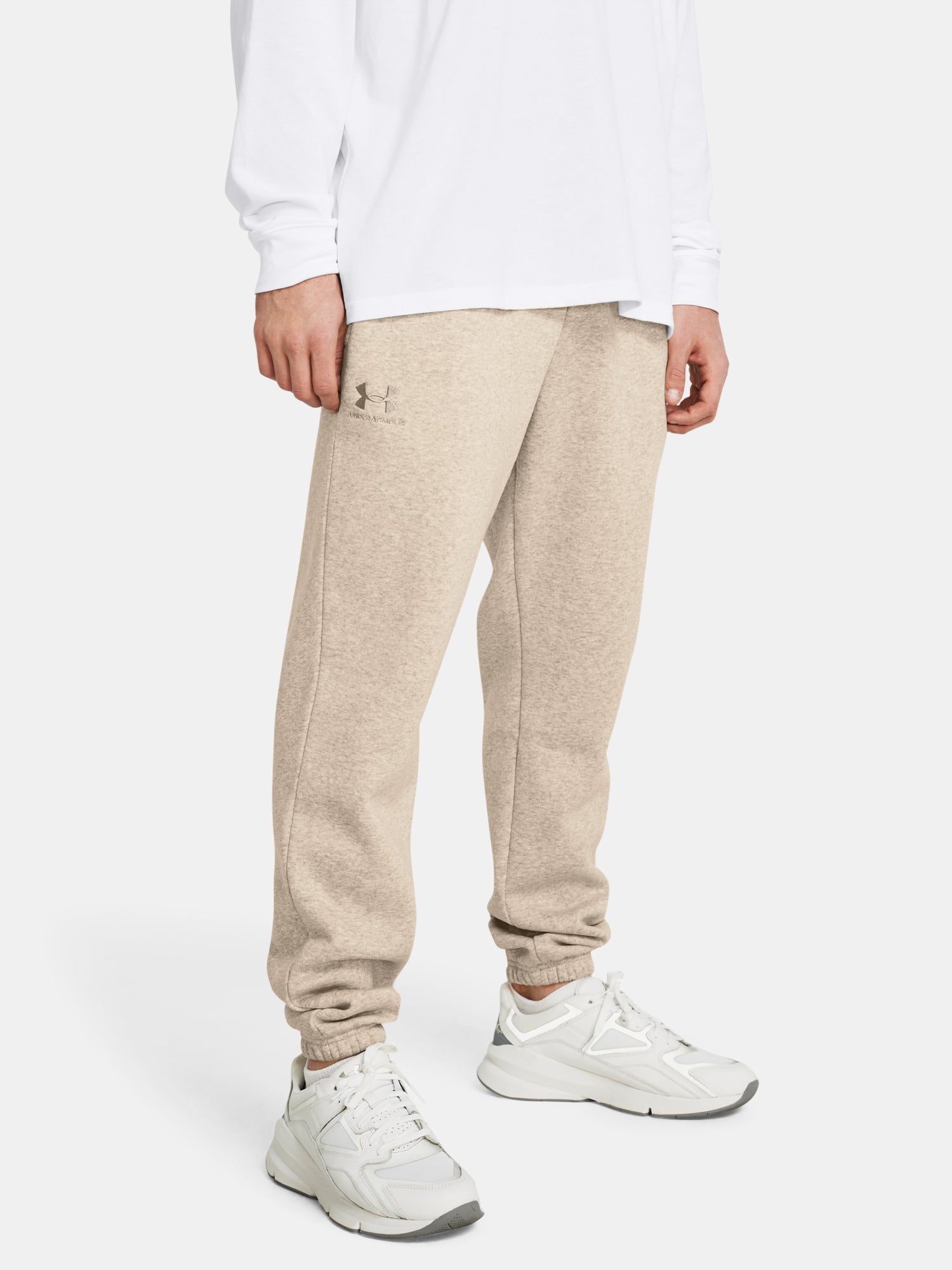 Under Armour Férfi melegítõalsó UA Essential Fleece Jogger Nadrág