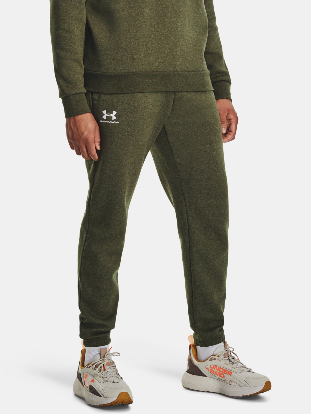 Under Armour Férfi melegítõalsó UA Essential Fleece Jogger Nadrág