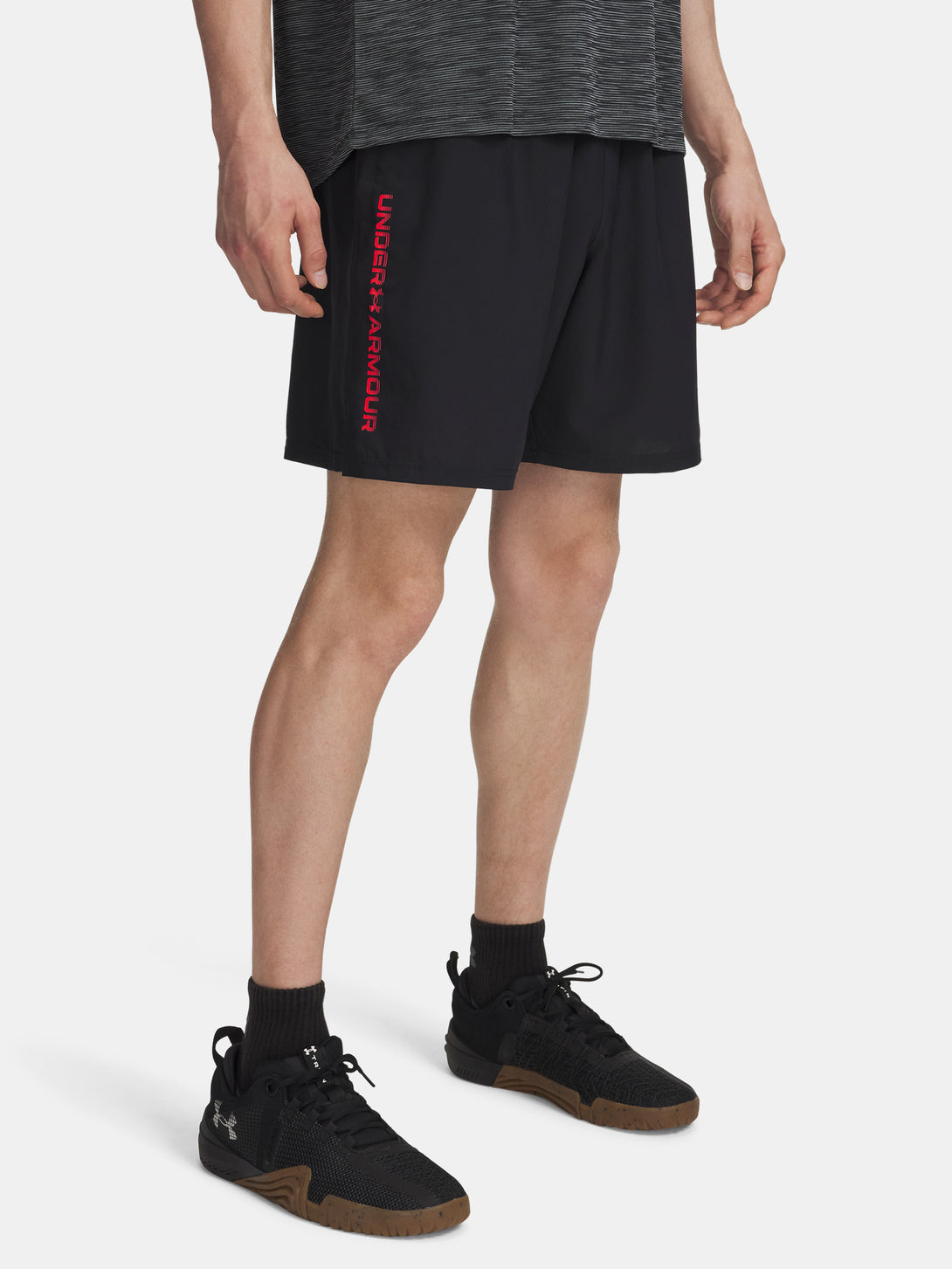 Under Armour Férfi rövidnadrág UA Tech Woven Wordmark Short-BLK Short