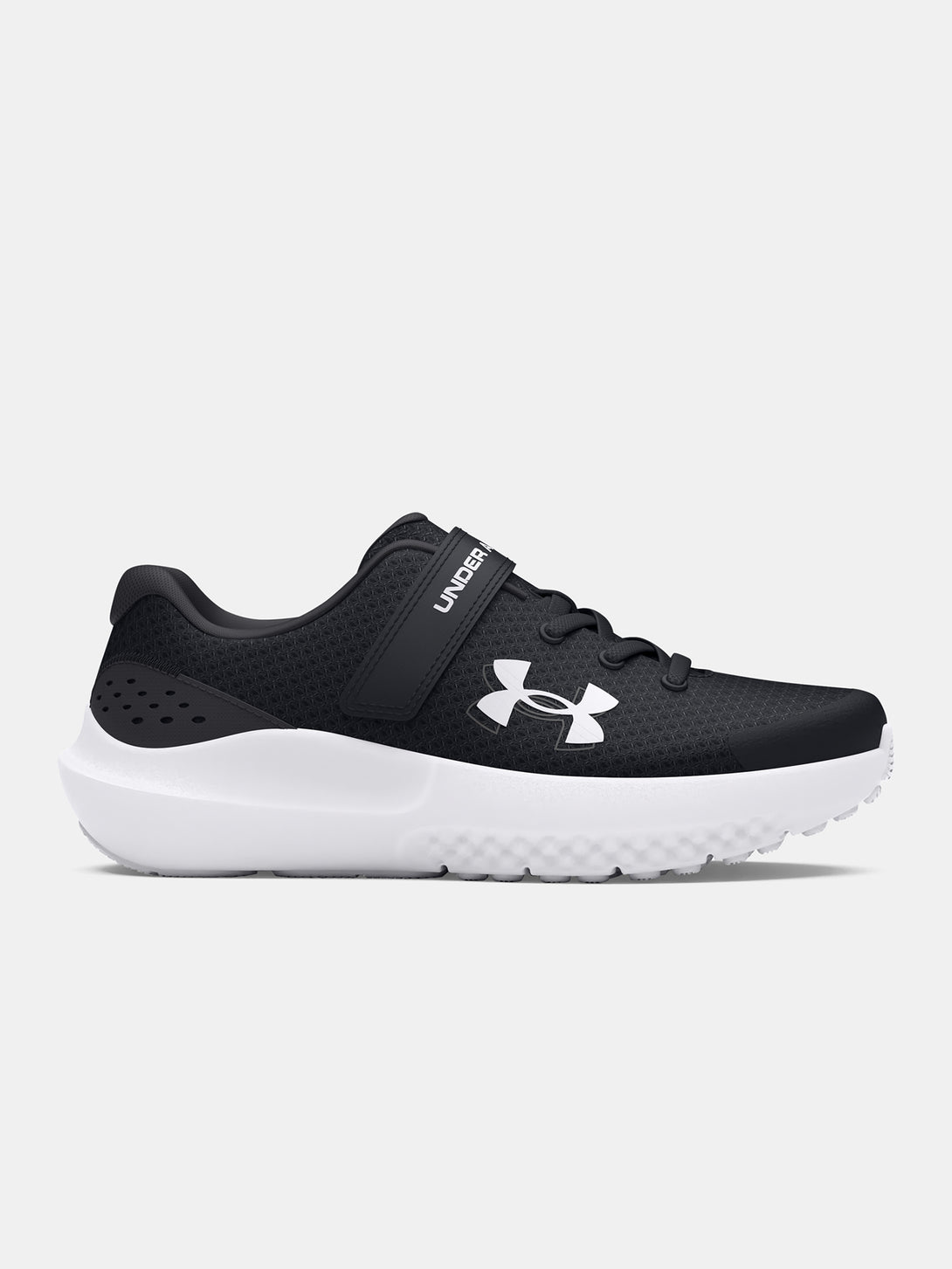 Under Armour Fiú cipõk UA BPS Surge 4 AC Utcai cipő