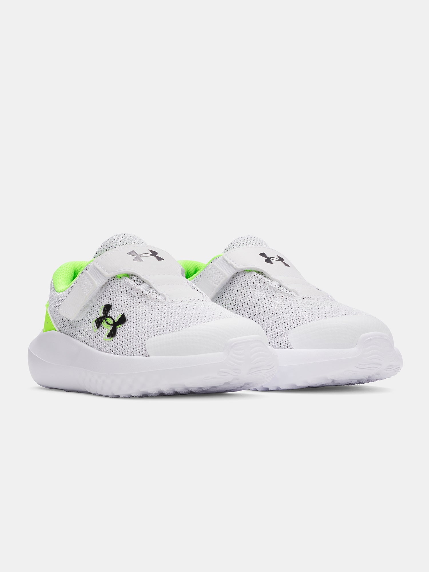 Gyerek cipõ Under Armour UA BINF Surge 4 AC