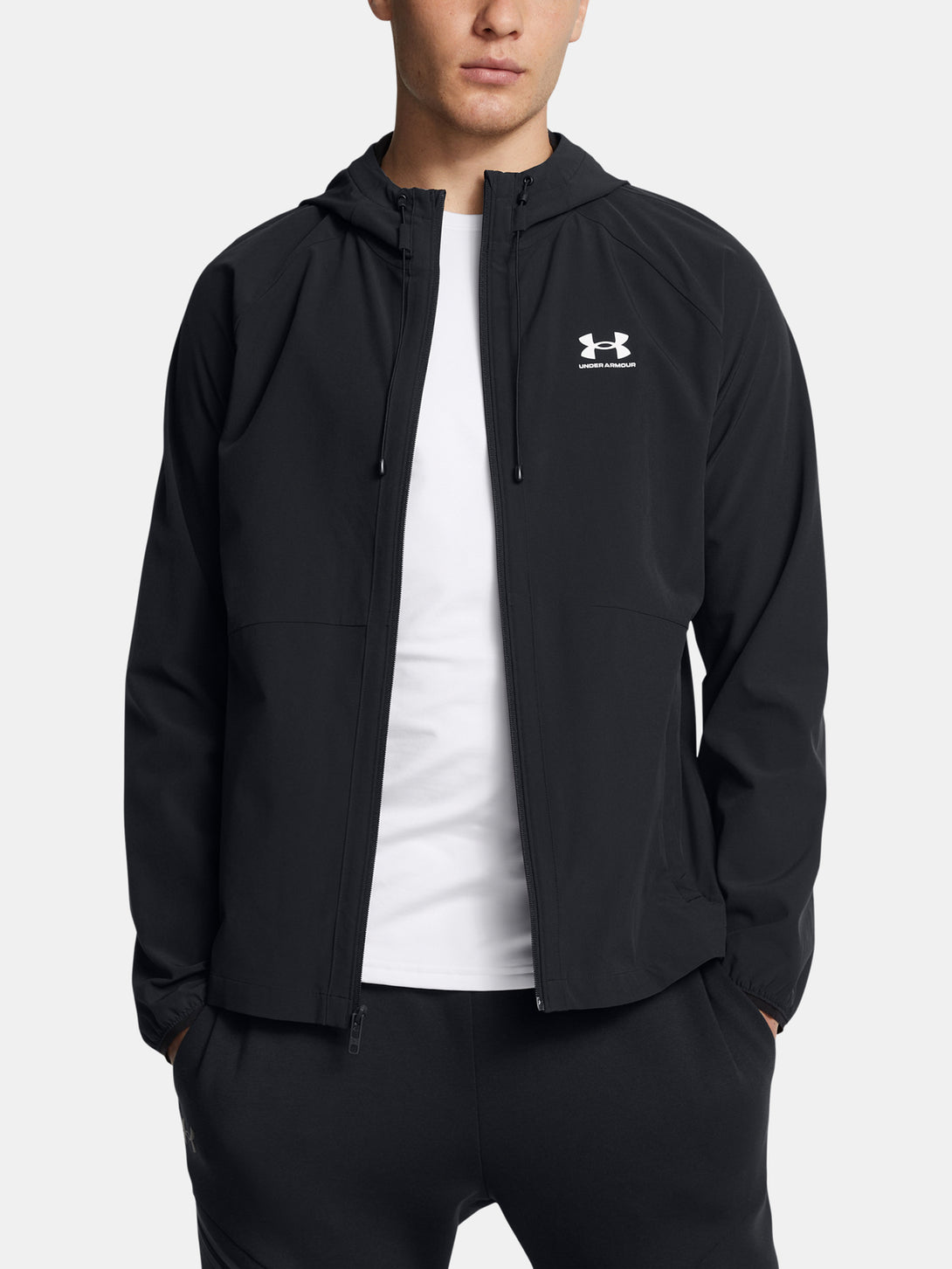 Under Armour Férfi kabát UA Stretch Wvn WindbreakerEU-BLK Kapucnis pulóver 