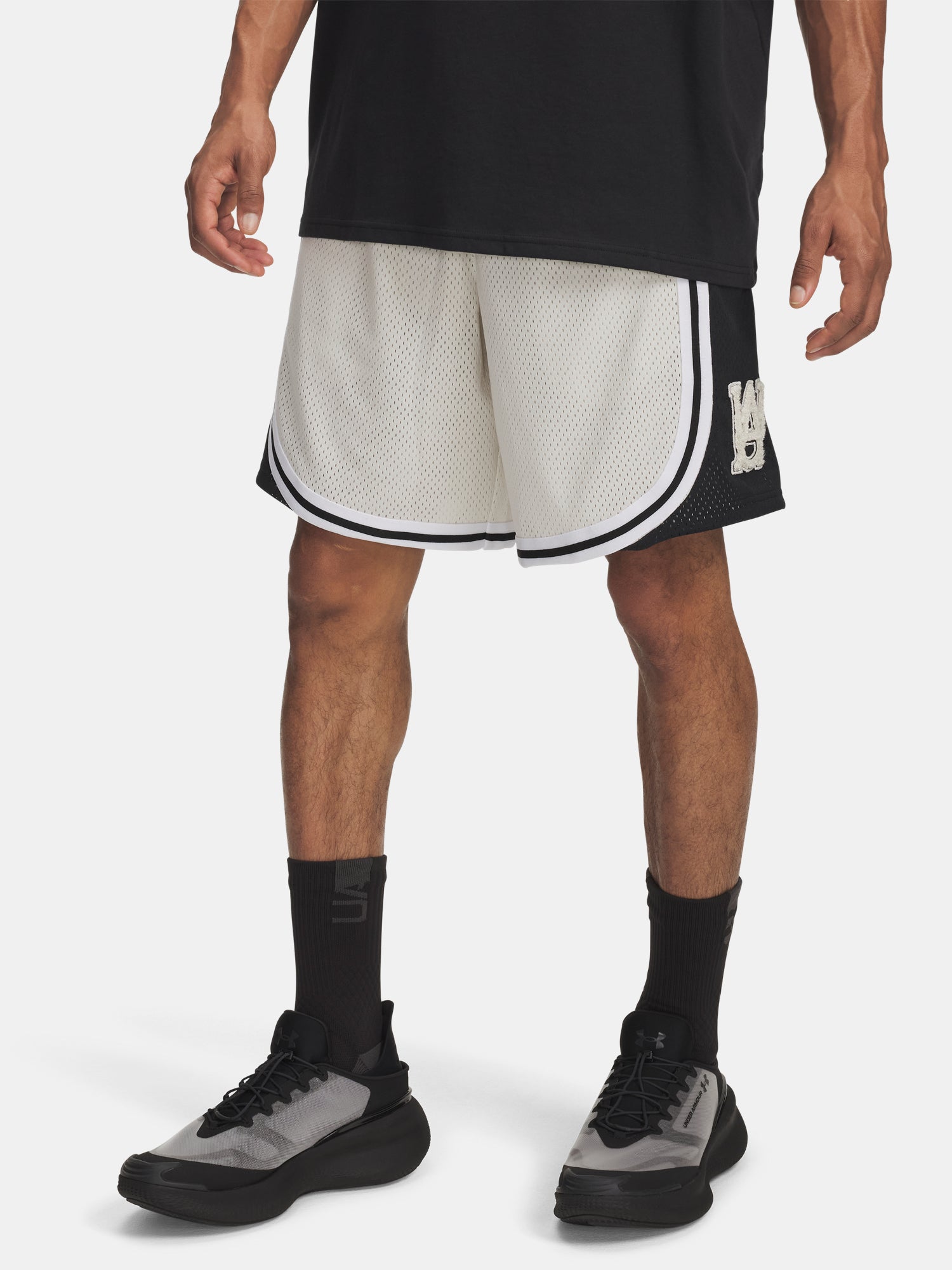 Férfi rövidnadrág Under Armour UA M Courtside Short-WHT