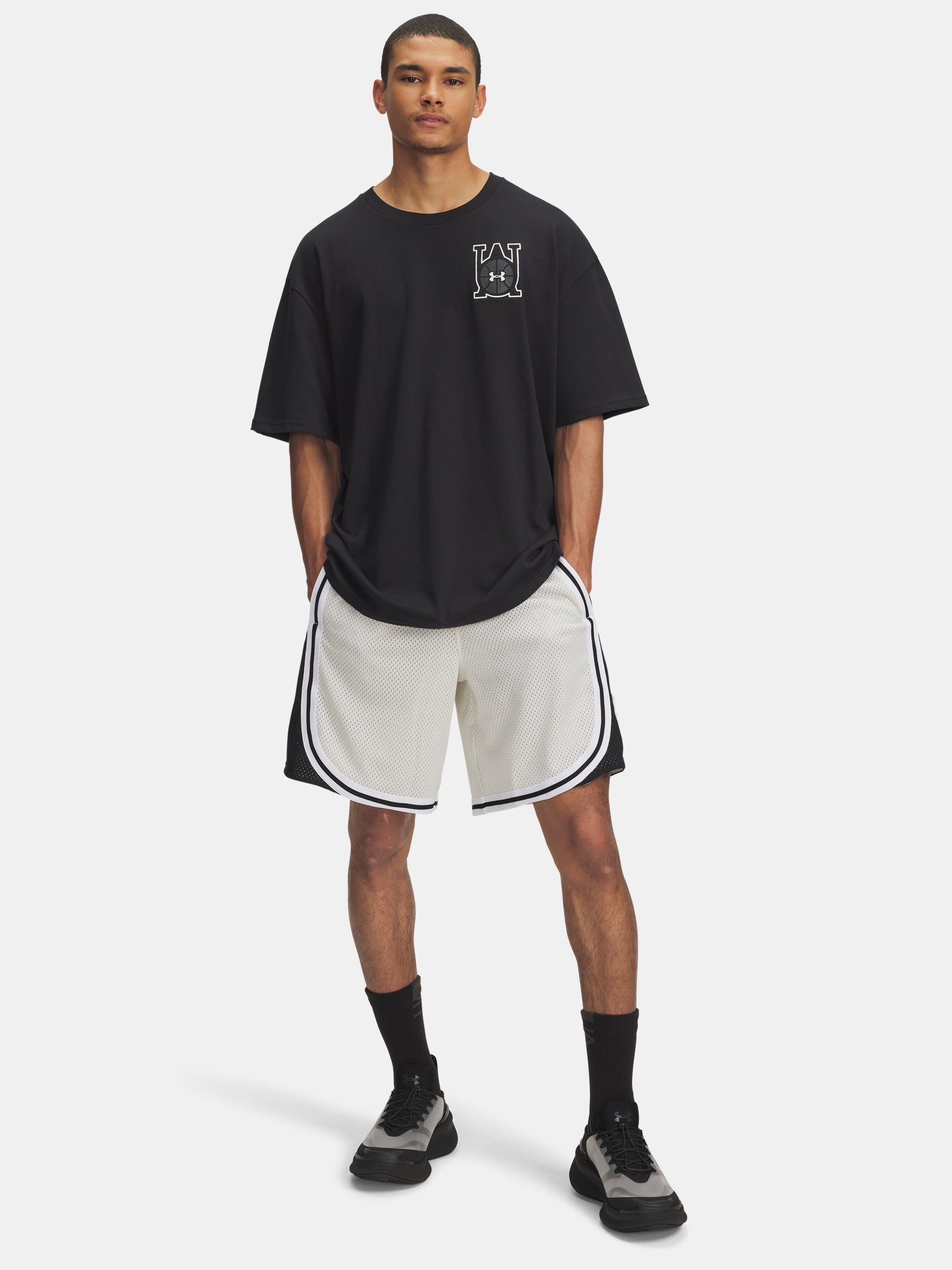 Férfi rövidnadrág Under Armour UA M Courtside Short-WHT