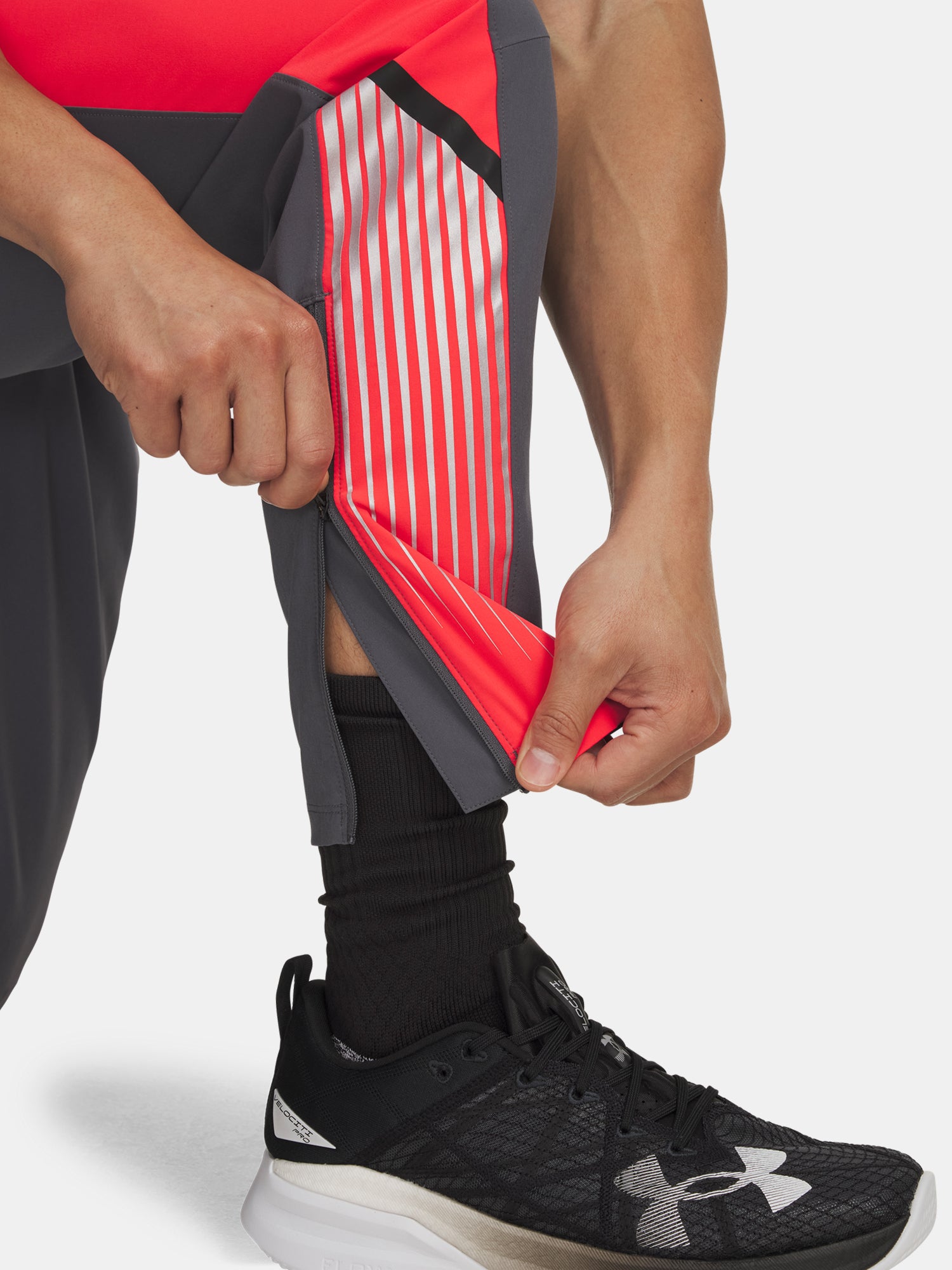 Under Armour Férfi sportnadrág UA Velociti Storm Pant-GRY Nadrág