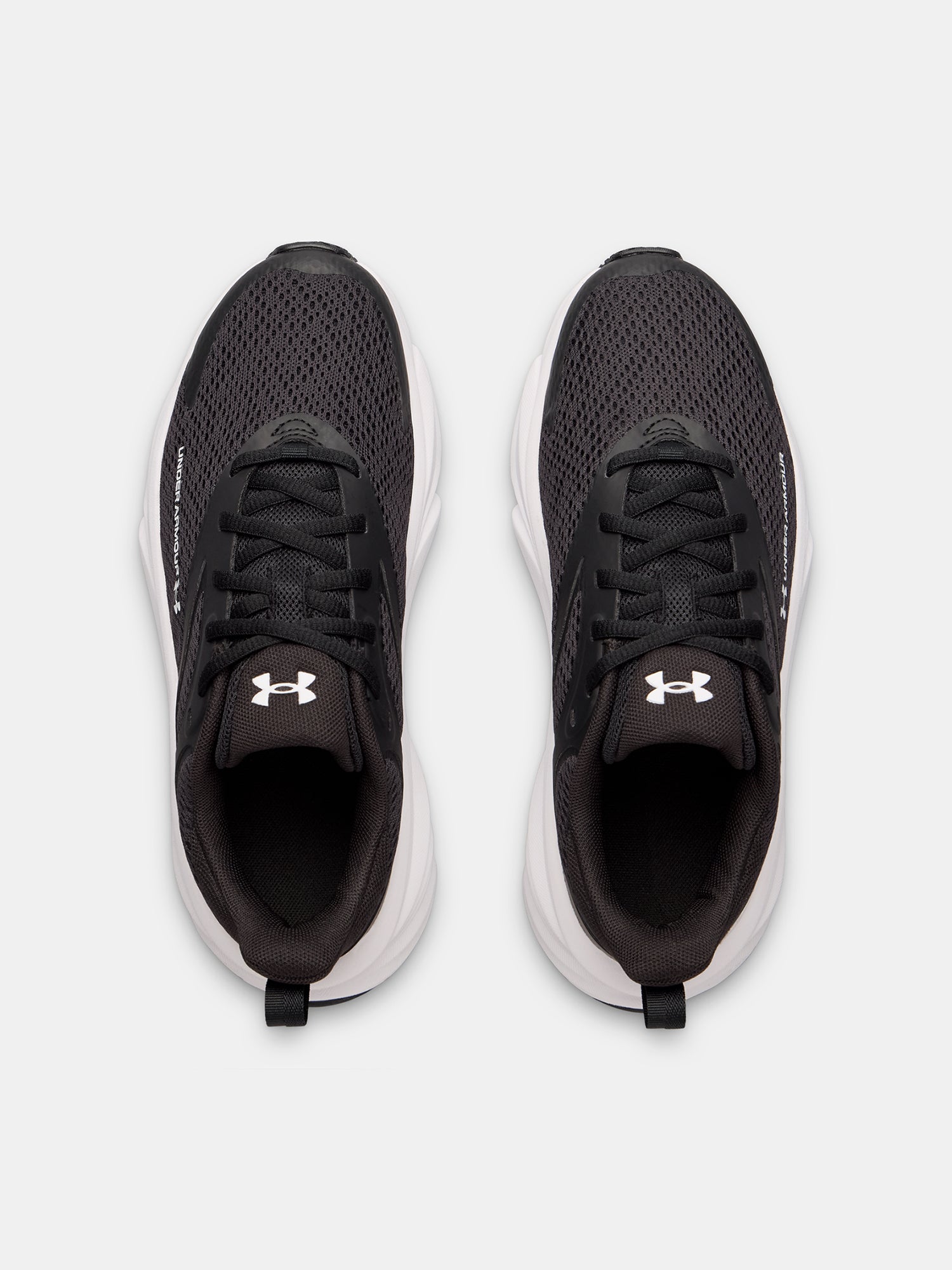 Gyerek cipõ Under Armour UA BGS Rogue 6