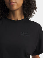 Nõi Under Armour Cropped Script SS Tee-BLK póló