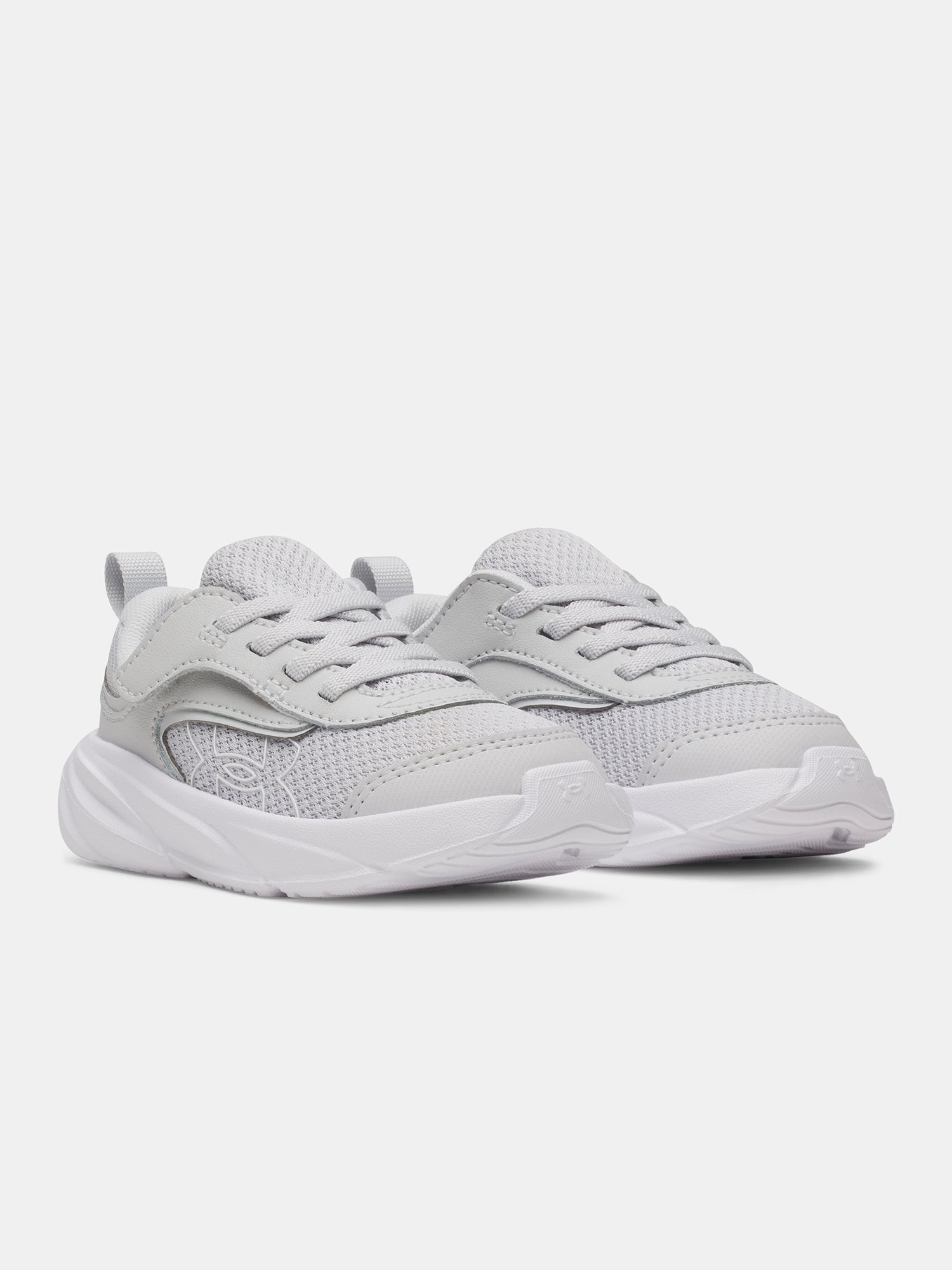 Lány cipõ Under Armour UA GINF Surge 5 AC
