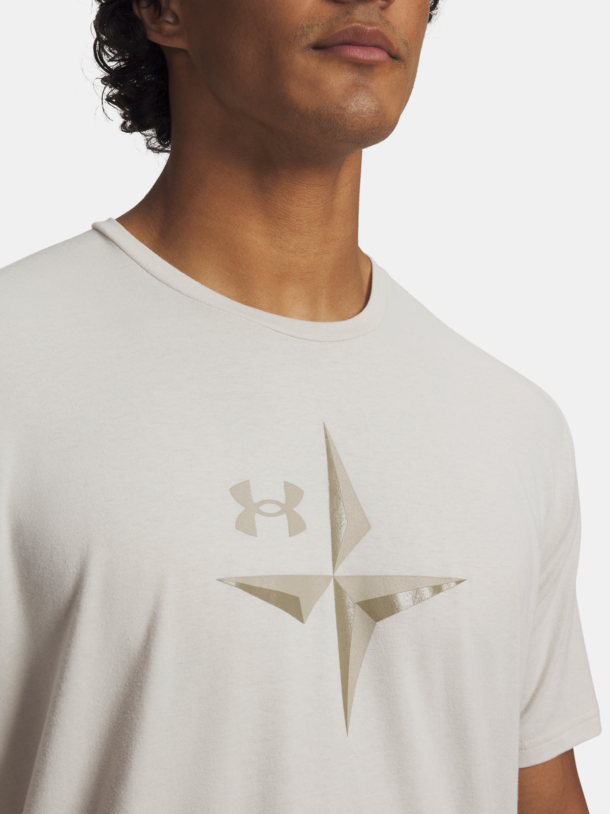 Férfi póló Under Armour UA EXPLOR Graphic SS-WHT