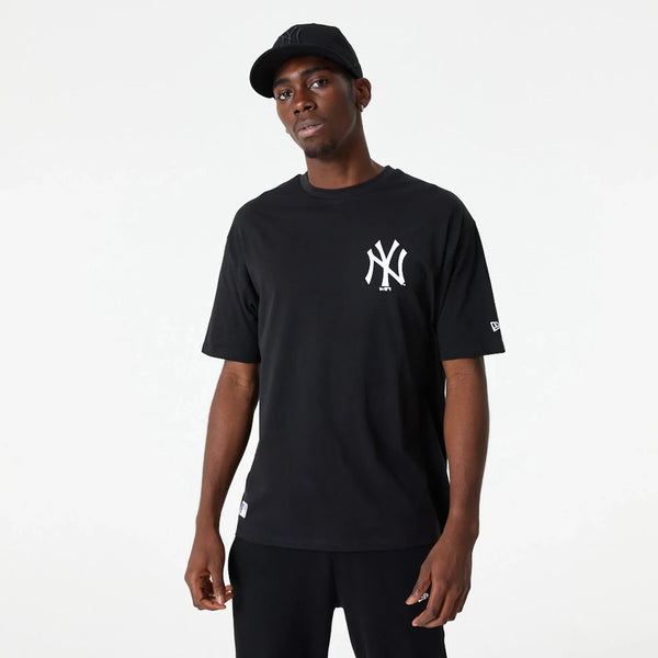 New Era New York Yankees MLB Essential Black Oversized póló