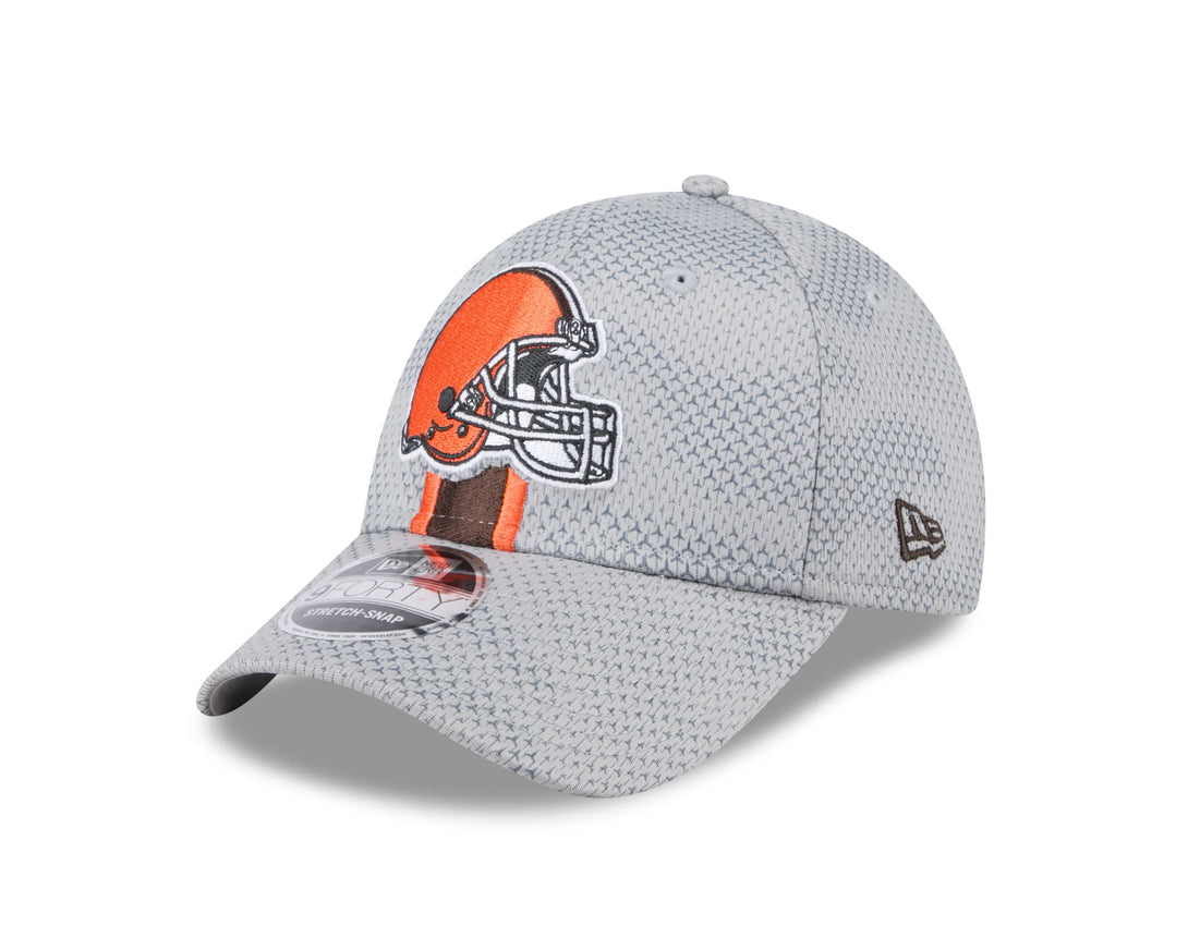 New Era Cleveland Browns NFL Sideline 2024 Gray 9FORTY Stretch Snap baseball sapka - Sportmania.hu