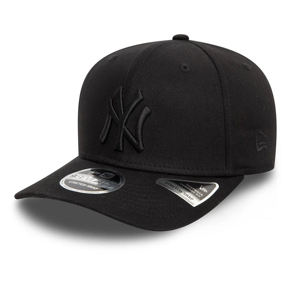 New Era New York Yankees Monochrome Black 9SEVENTY Stretch Snap sapka