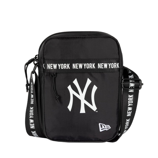 New Era New York Yankees Strap Black Oldaltáska