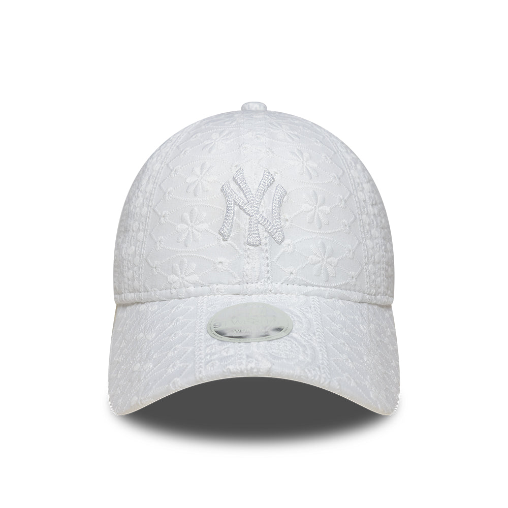 New York Yankees Womens MLB Broderie White 9TWENTY női baseball sapka