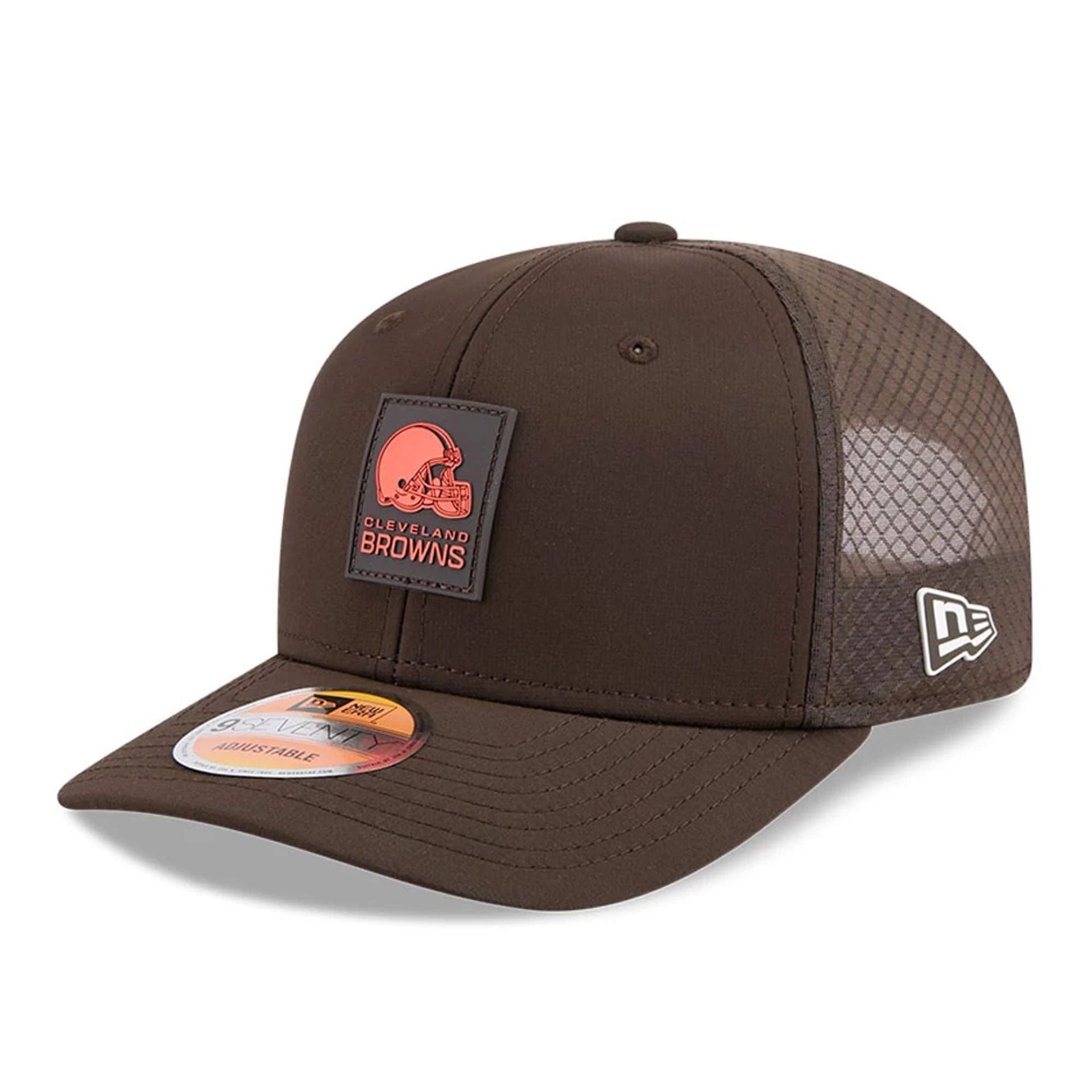 Cleveland Browns NFL Sideline 2025 Dark Brown 9SEVENTY Trucker Stretch Snap Adjustable Cap - baseball sapka