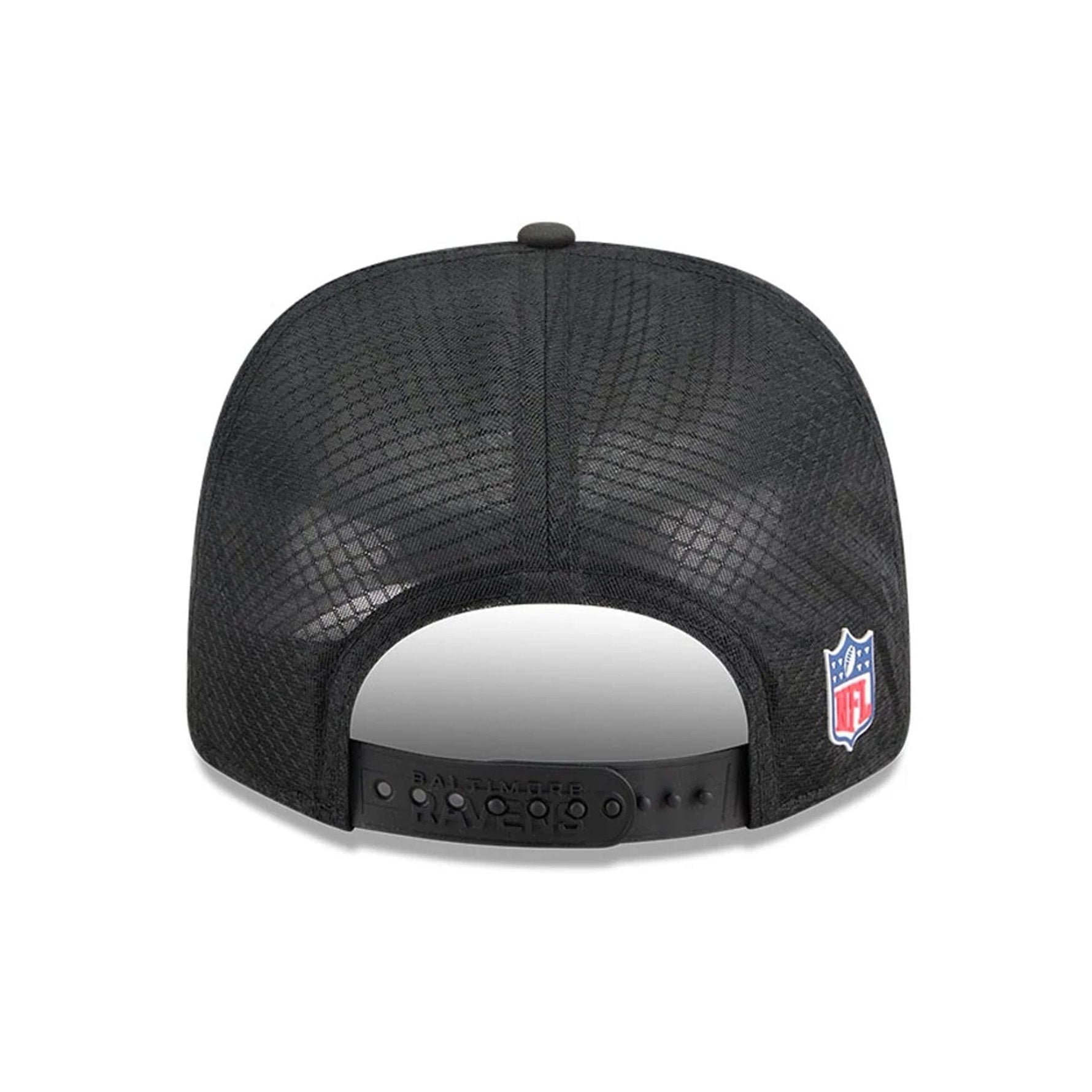 Baltimore Ravens NFL Sideline 2025 Black 9SEVENTY Trucker Stretch Snap Adjustable Cap - baseball sapka