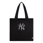 New Era New York Yankees MLB Animal Infill Black Tote Bag