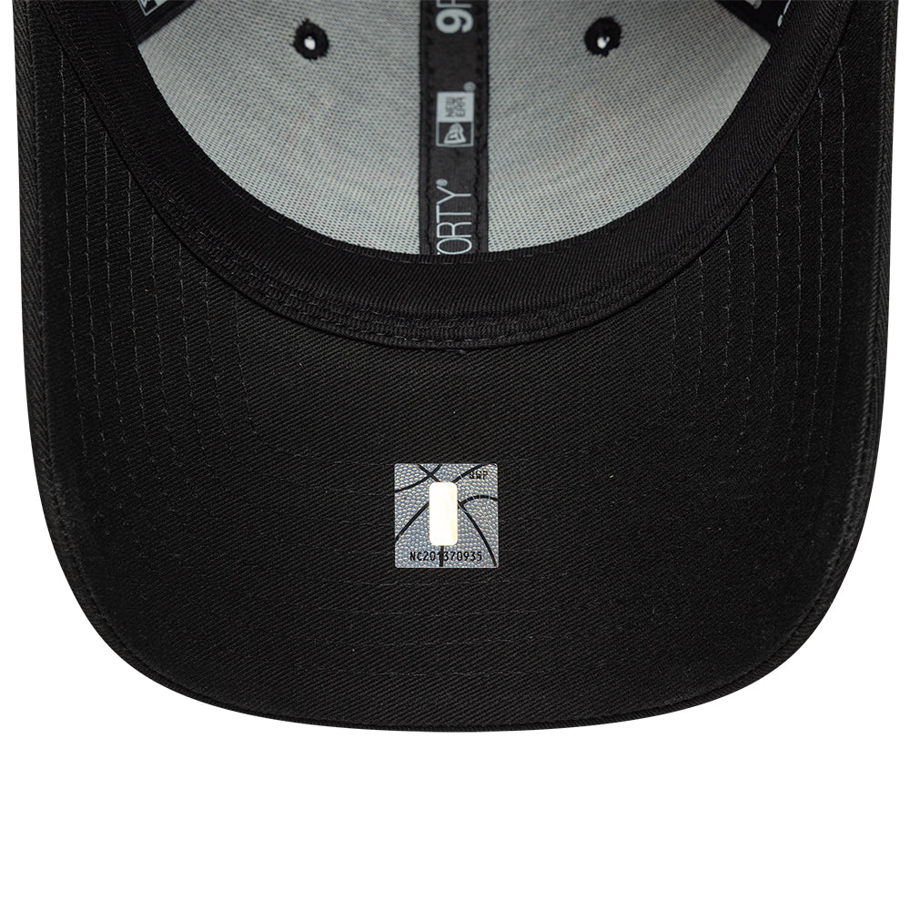 New Era Chicago Bulls NBA Team Outline 9FORTY baseball sapka