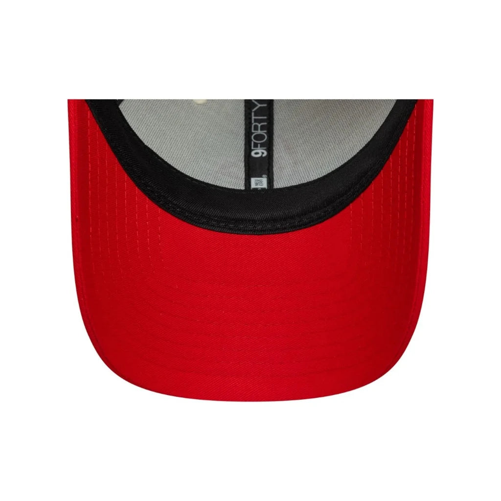 New Era Vespa Contrast Visor Cream Scarlet 9FORTY Baseball sapka