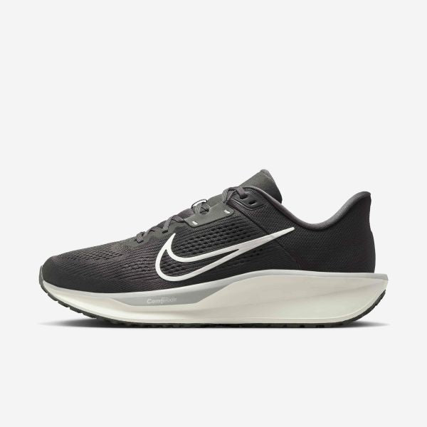 Nike Quest 6 Men\"s Road Runnin