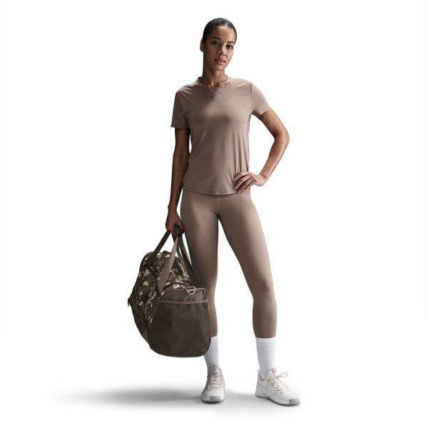 Nike One Classic Women\"s Dri-F Póló