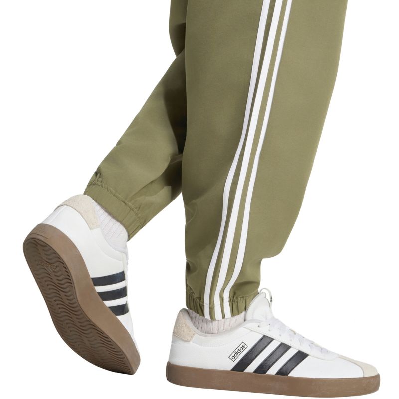 Adidas 3-Stripes Woven Men’s Tracksuit szett, oliva