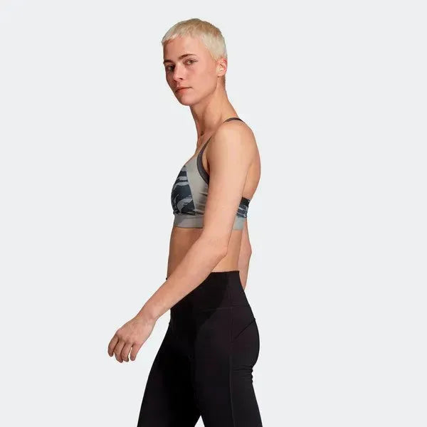Adidas AM AI Q3 BRA MGSOGR/PRINT Sportmelltartó - Sportmania.hu