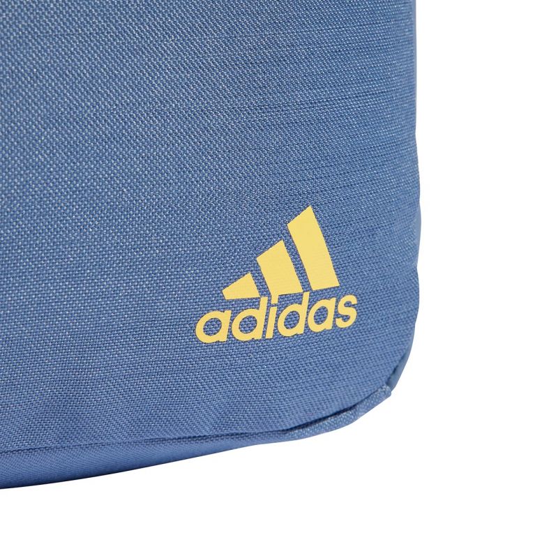 Adidas Classic Horizontal 3-Stripes backpack IR9838 Kiegészítők - Sportmania.hu
