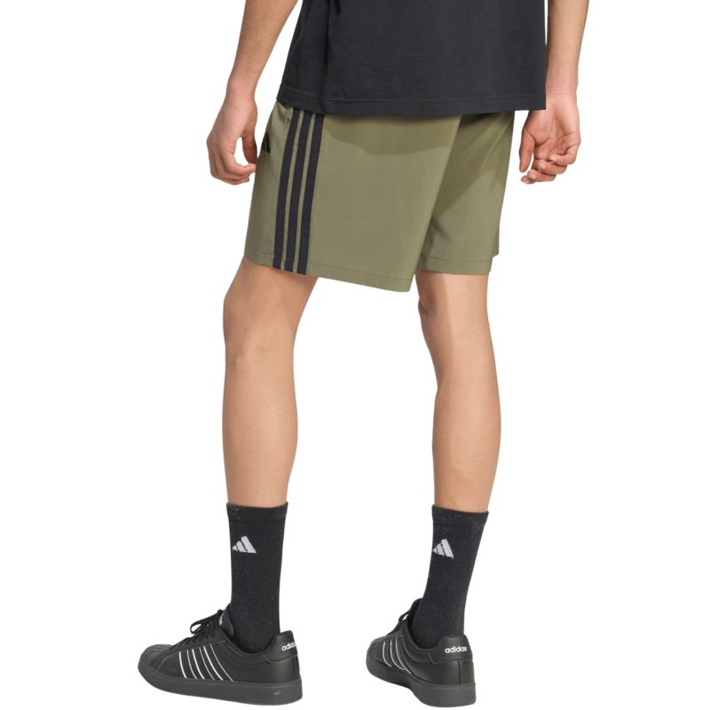 Adidas Essentials 3-Stripes Chelsea Lite Woven férfi rövidnadrág, oliva