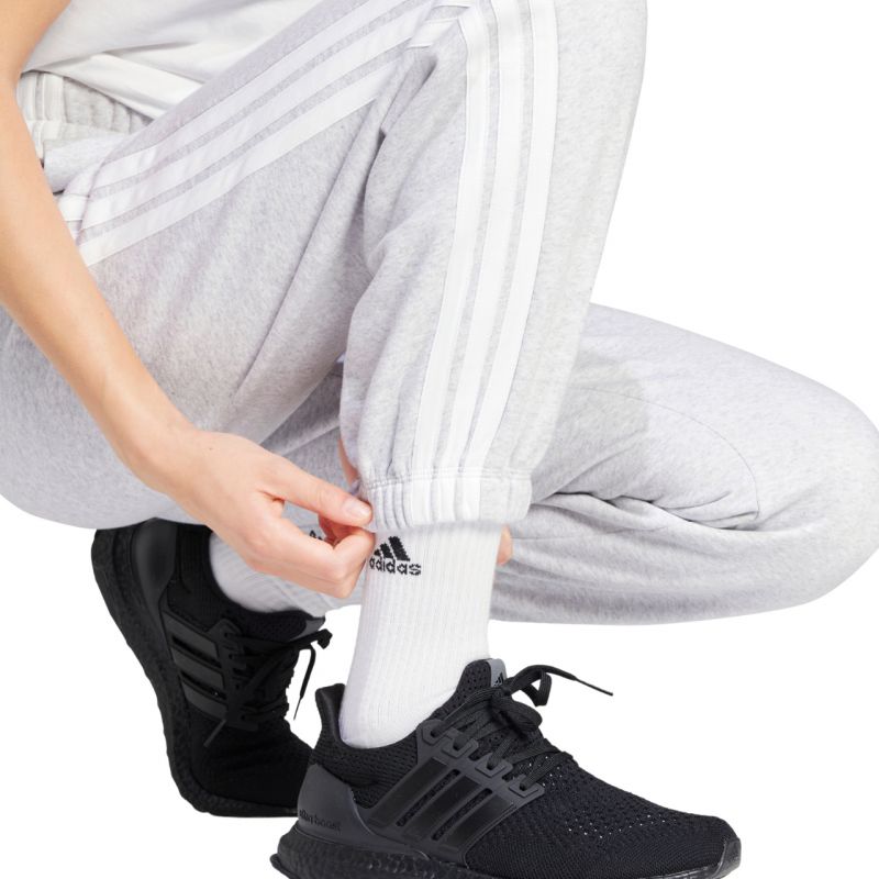 adidas Essentials 3-Stripes Fleece Loose-Fit Pants IN6178 - Sportmania.hu