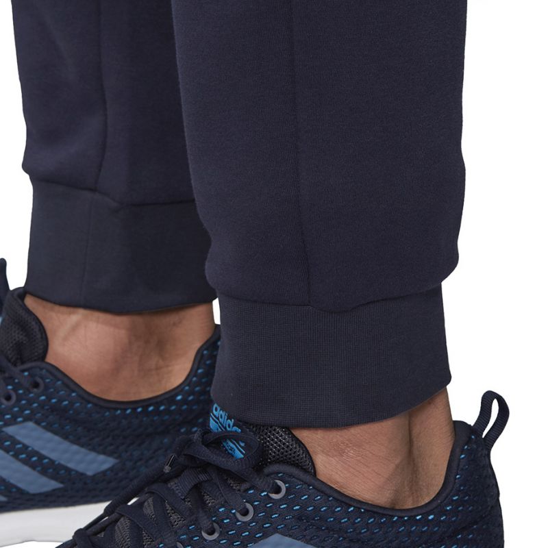 Adidas Essentials Plain Tapered Pant FL M DU0376 pants Nadrág
