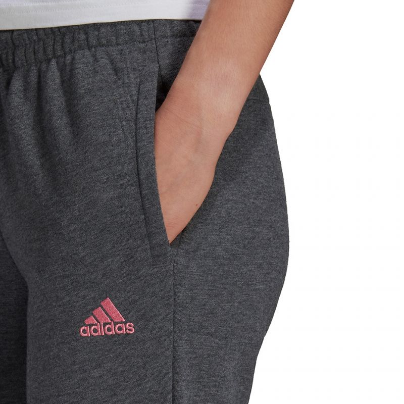 Adidas Essentials Slim Tapered Cuffed W H07856 pants - Sportmania.hu