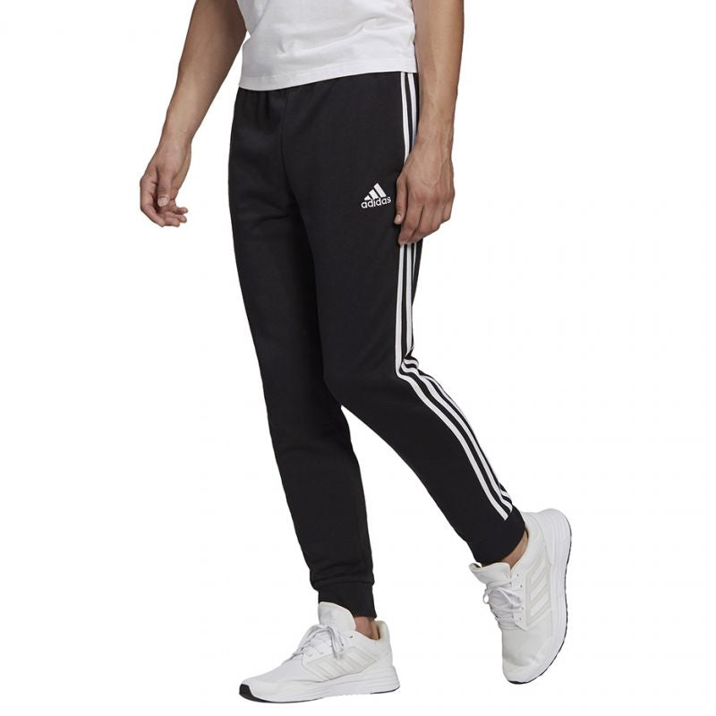 Adidas Essentials Tapered Cuff 3 Stripes férfi Nadrág GK8831