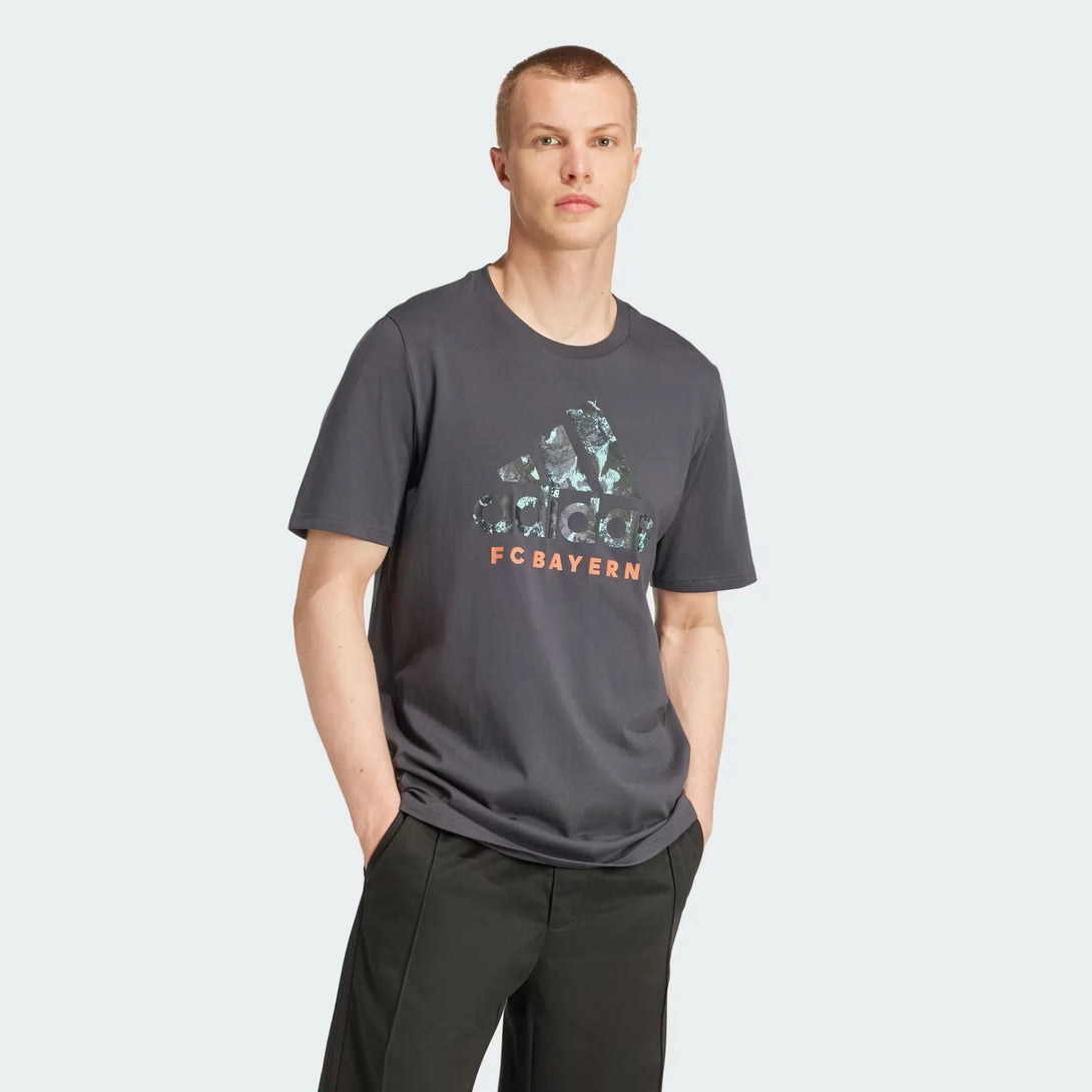 Adidas FCB SZN GR TEE Póló - Sportmania.hu