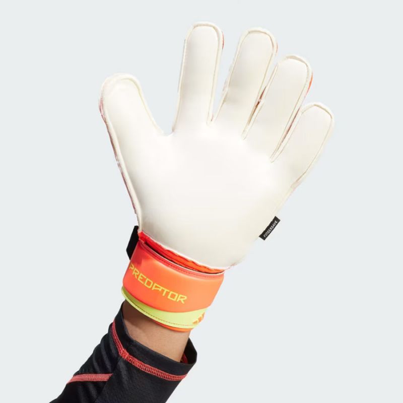 Adidas Predator GL MTC FS IQ4037 goalkeeper gloves Kiegészítők