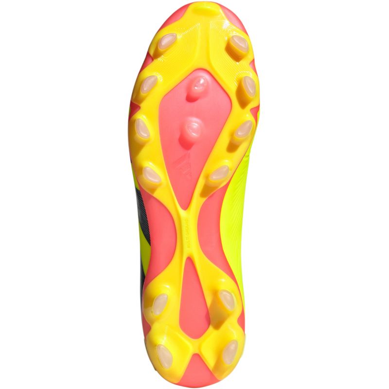 Adidas Predator Pro MG M IG7732 football Cipő - Sportmania.hu