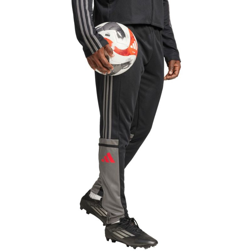adidas Squadra 25 Training M JD1625 Pants Nadrág