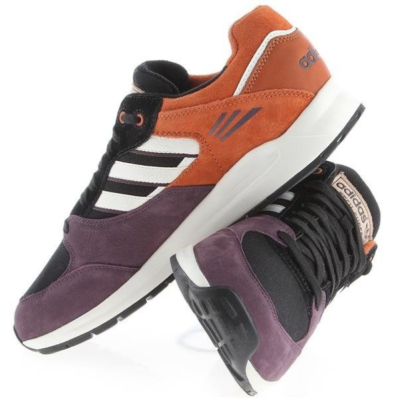 adidas Tech Super Futócipő M25460