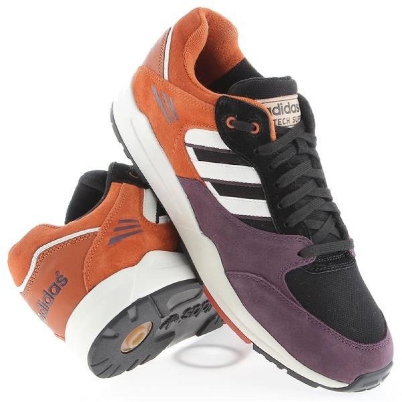 adidas Tech Super Futócipő M25460