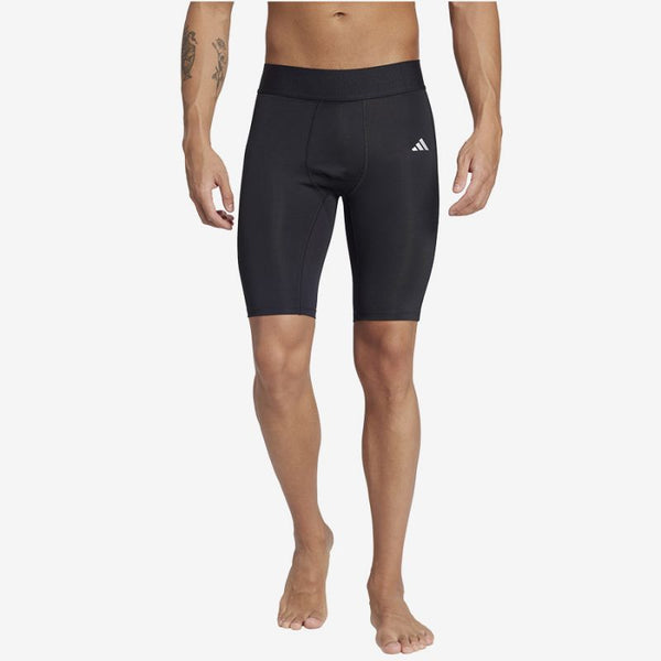 Adidas TechFit M JP1477 shorts Ruházat