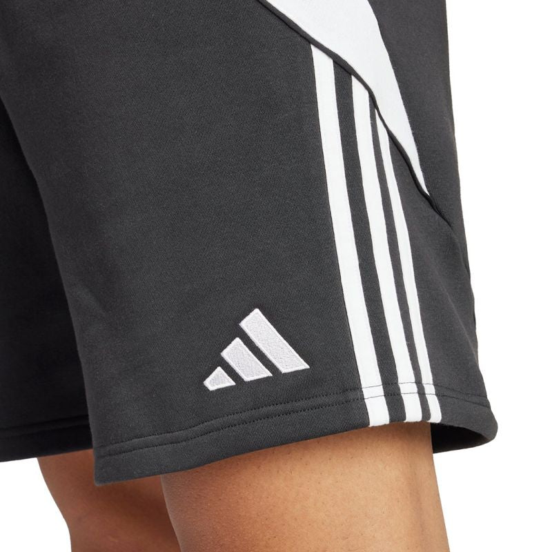 Adidas Tiro 24 Sweat M IP1954 shorts Ruházat - Sportmania.hu