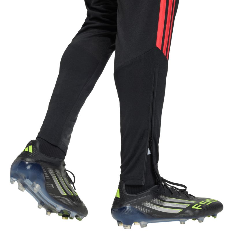 Adidas Tiro 26 League Training Men's Pants Black and piros férfi nadrág JY7111