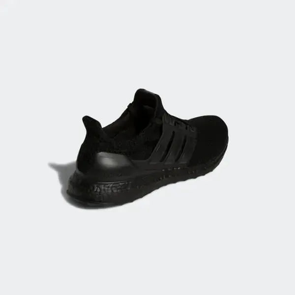Adidas Ultraboost 5.0 DNA Black futócipő, férfi Utcai cipő - Sportmania.hu