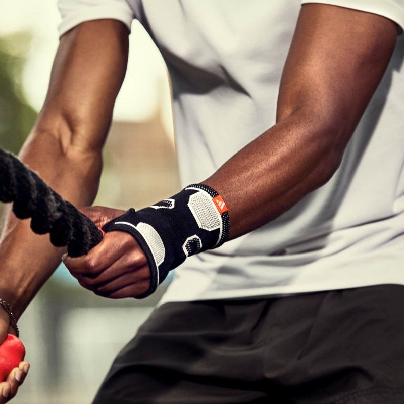 adidas wristband M ADSU-12542BK Kiegészítők - Sportmania.hu