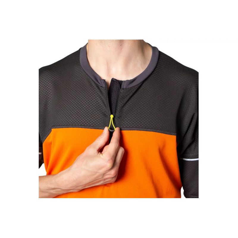 Asics Fujitrail Top Tee M 2011B895-800 Póló Ruházat Póló - Sportmania.hu