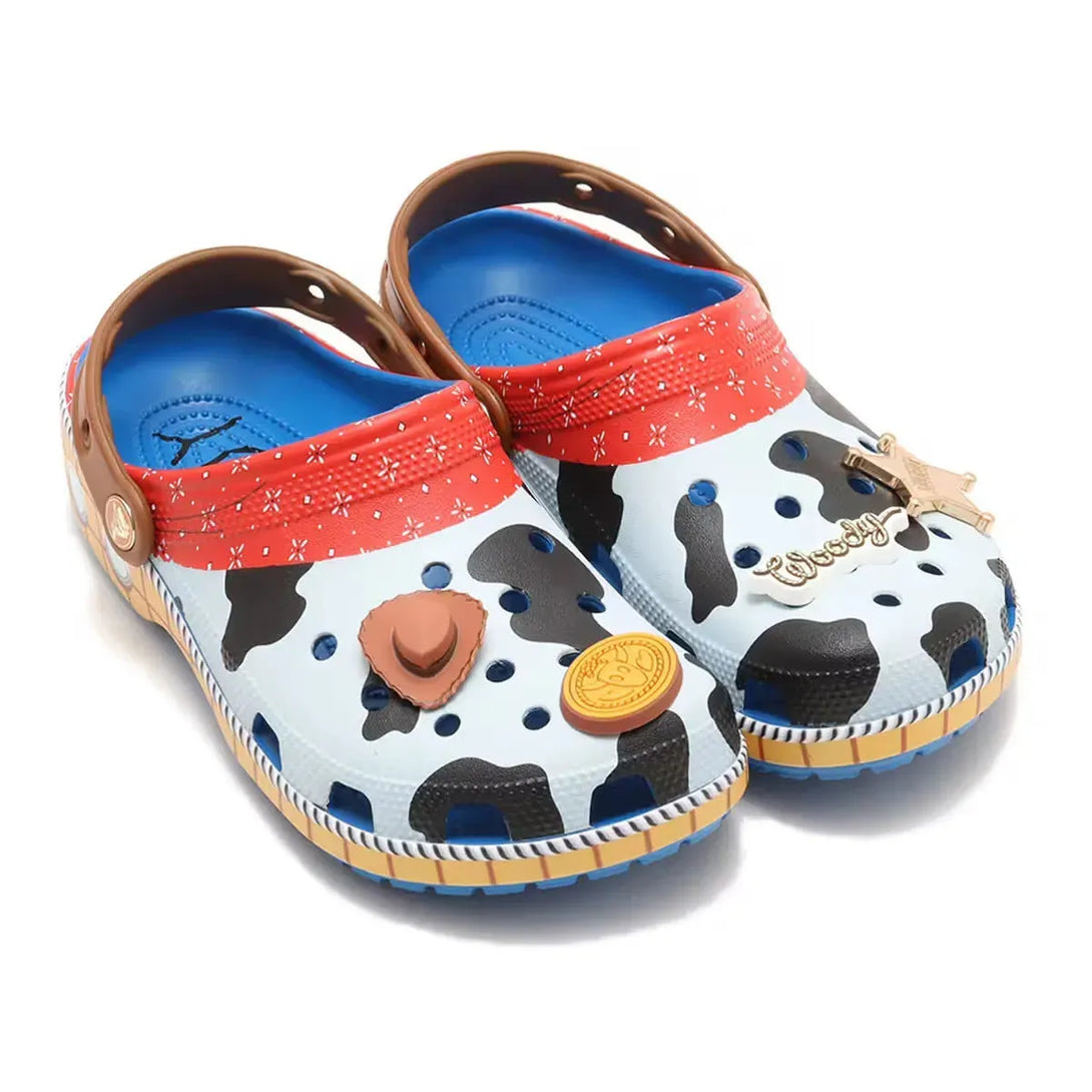 Crocs Toy Story Woody Classic Clog Papucs - Sportmania.hu