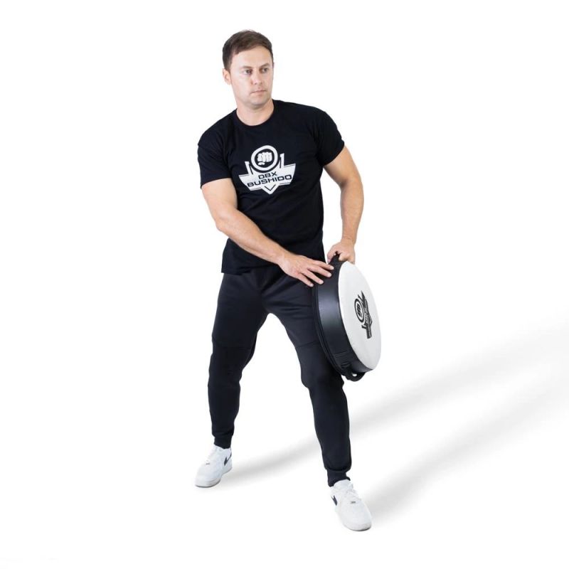 DBX Bushido Round and lightweight training shield | TO-White czarna training equipment, shields