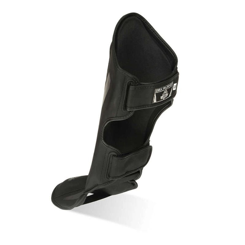 DBX Bushido Shin Guards - Black Master fekete védőfelszerelés