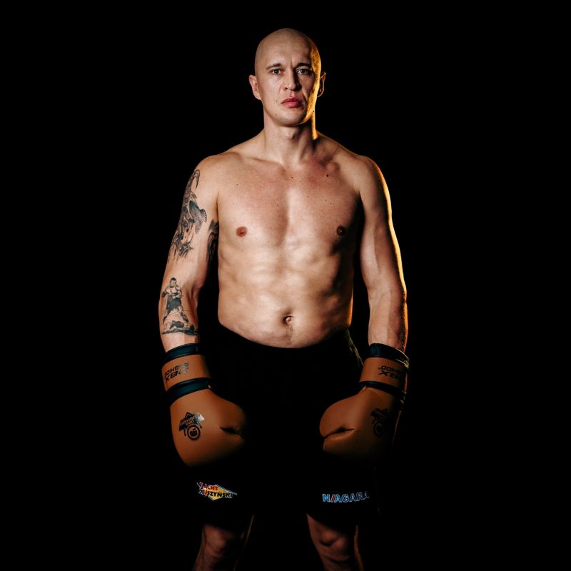 DBX Bushido SOVEREIGN Multi-Layer Leather - Legacy Series boxkesztyű